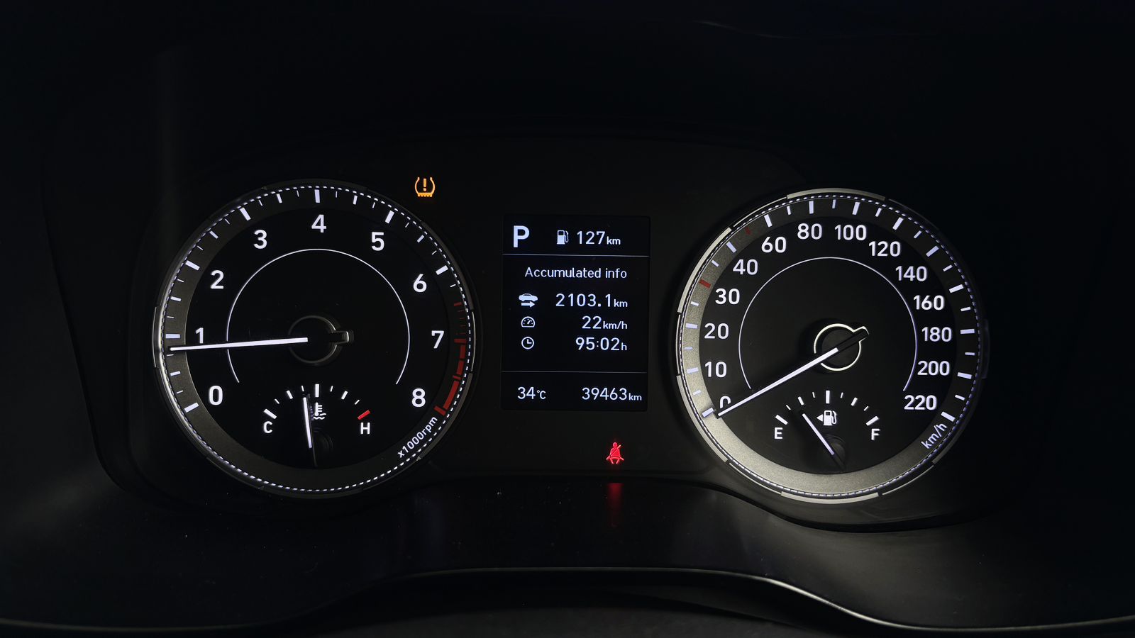 HYUNDAI VENUE - SX Opt  DCT AUTOMATIC + SUNROOF - 2021