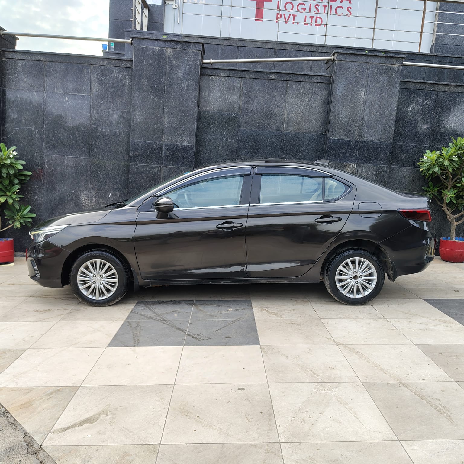 HONDA CITY - V CVT  AUTOMATIC - 2020