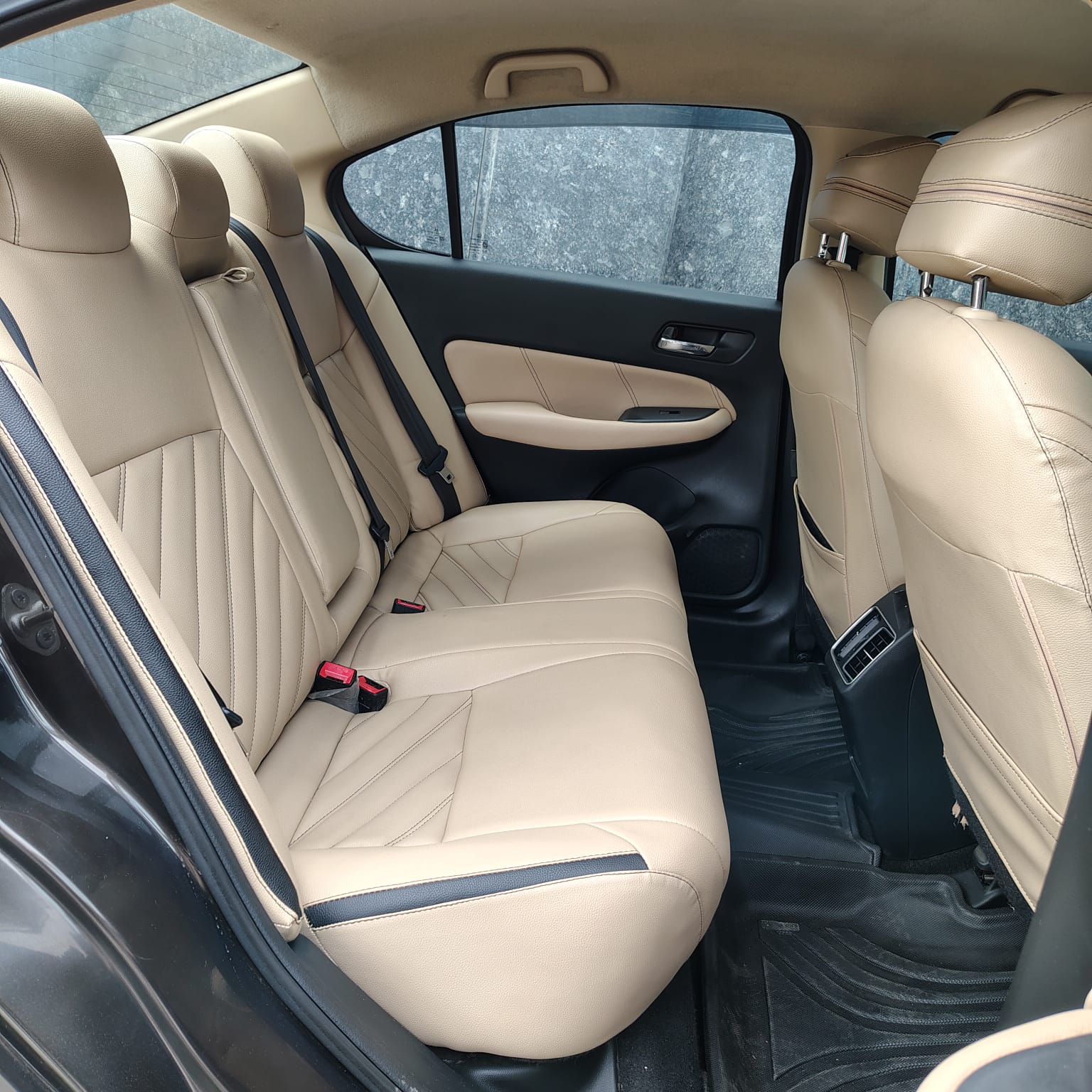 HONDA CITY - V CVT  AUTOMATIC - 2020