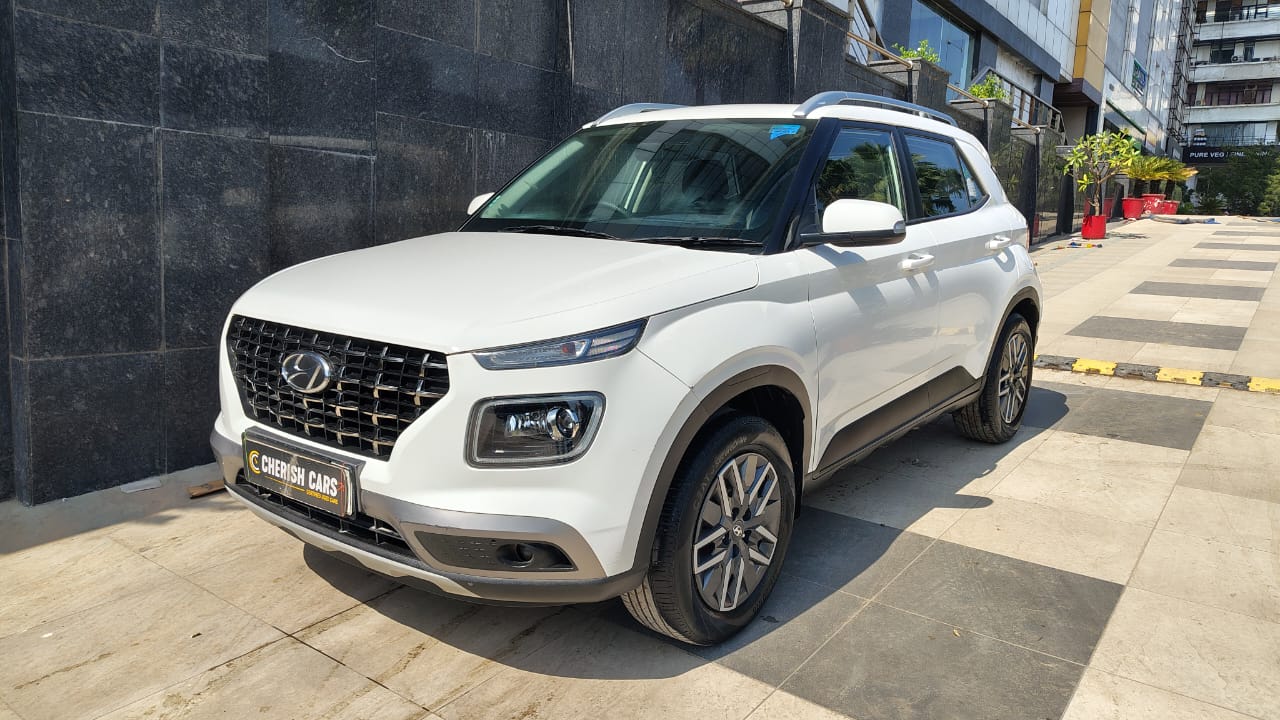 HYUNDAI VENUE - SX TURBO iMT - SUNROOF - 2021