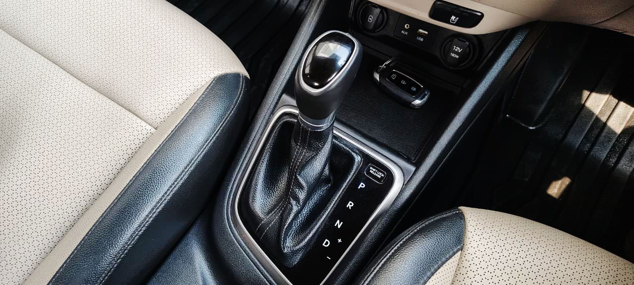 HYUNDAI VERNA - SX PLUS - SUNROOF AUTOMATIC - 2018