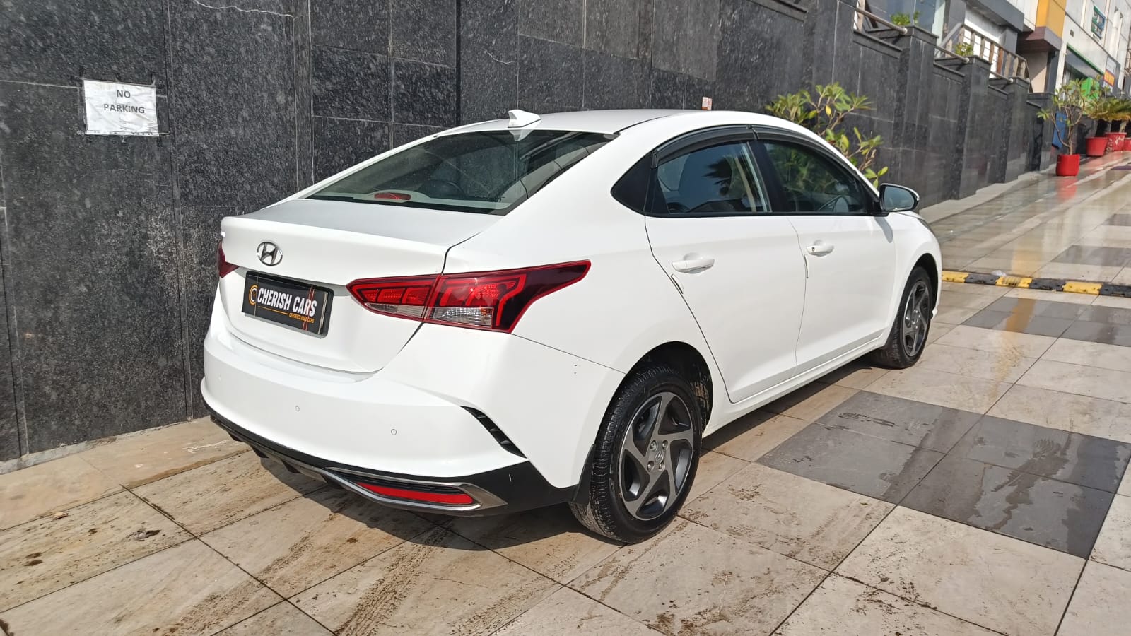 HYUNDAI VERNA - S PLUS MPI - 2022