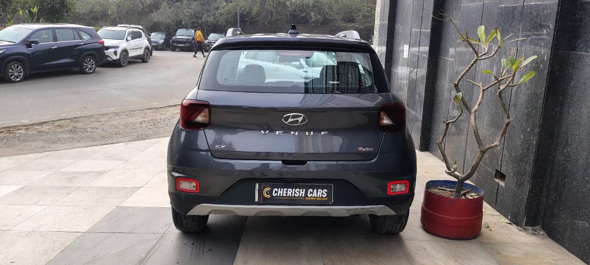 HYUNDAI VENUE - SX TURBO - SUNROOF - 2021