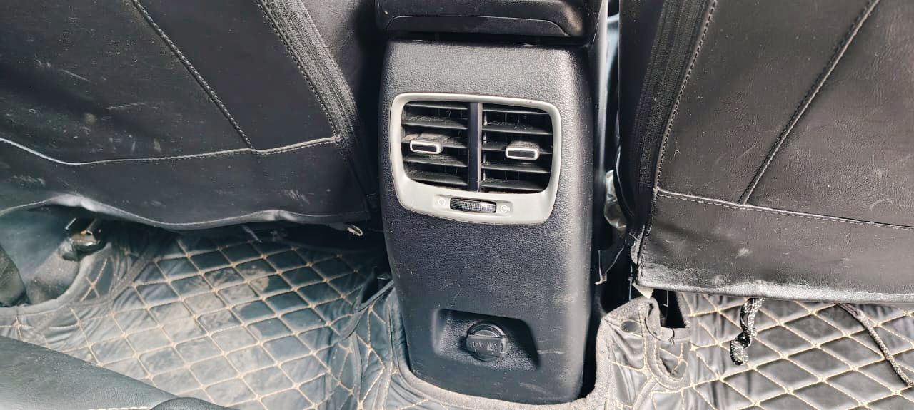 HYUNDAI VENUE - SX TURBO - SUNROOF - 2021