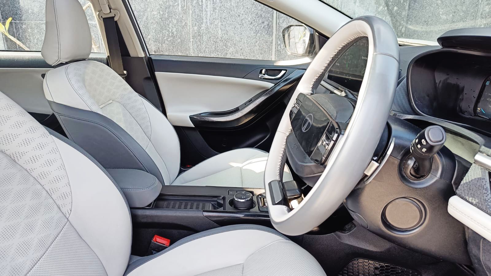 TATA NEXON EV - EMPOWERED LONG RANGE - 2023