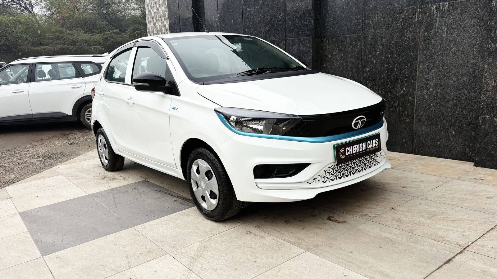 TATA TIAGO EV -XT  MR - 2024
