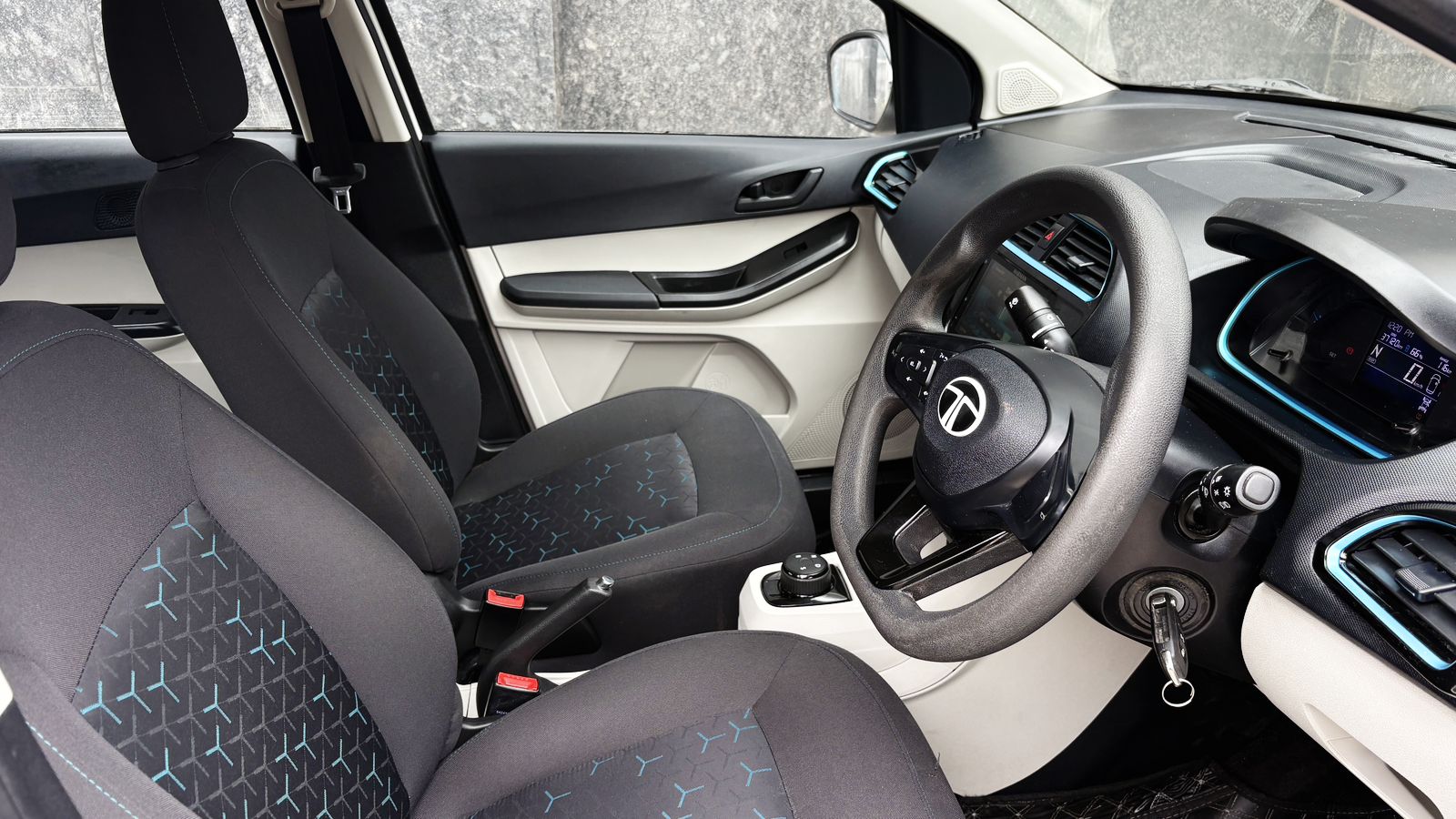 TATA TIAGO EV -XT  MR - 2024