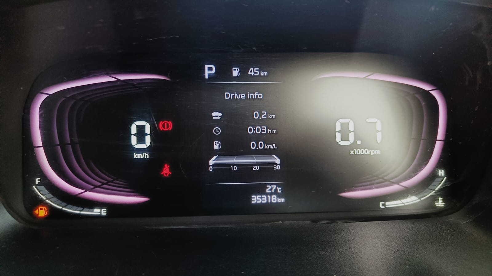 KIA CARENS - LUXURY PLUS 6AT - SUNROOF - AUTOMATIC - 2022