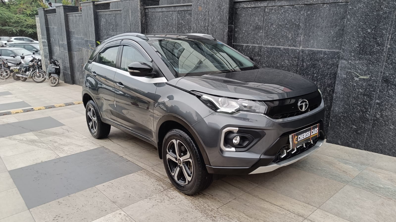 TATA NEXON - XZA PLUS - AUTOMATIC - 2023