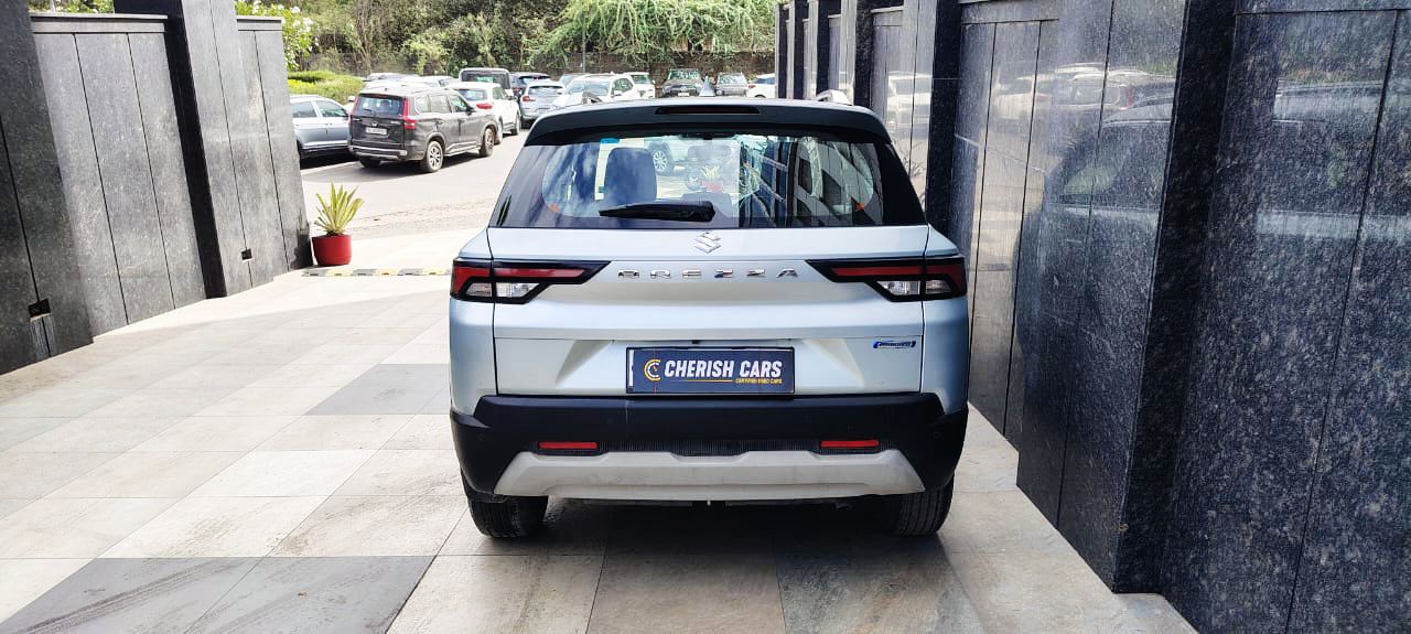 MARUTI BREZZA - ZXI AT SMART HYBRID - SUNROOF - AUTOMATIC - 2024