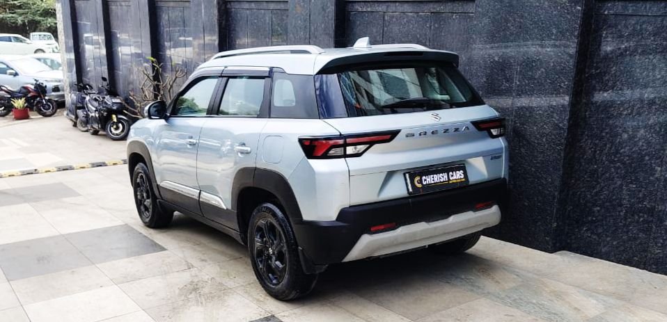 MARUTI BREZZA - ZXI AT SMART HYBRID - SUNROOF - AUTOMATIC - 2024