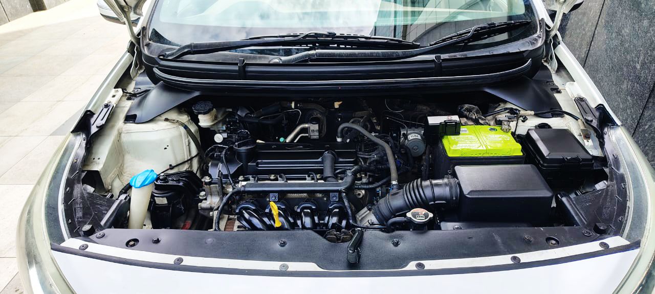 HYUNDAI i20 - ASTA - 2017