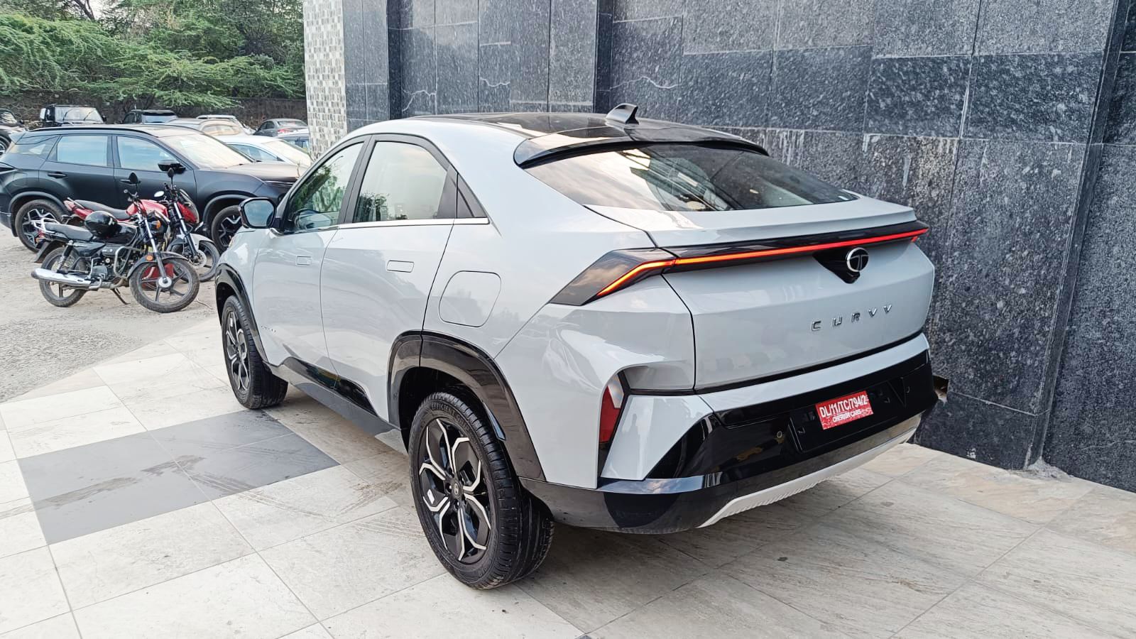 TATA CURVV - ACCOMPLISHED PLUS A TGDI - PANAROMIC SUNROOF - UNREGISTERED