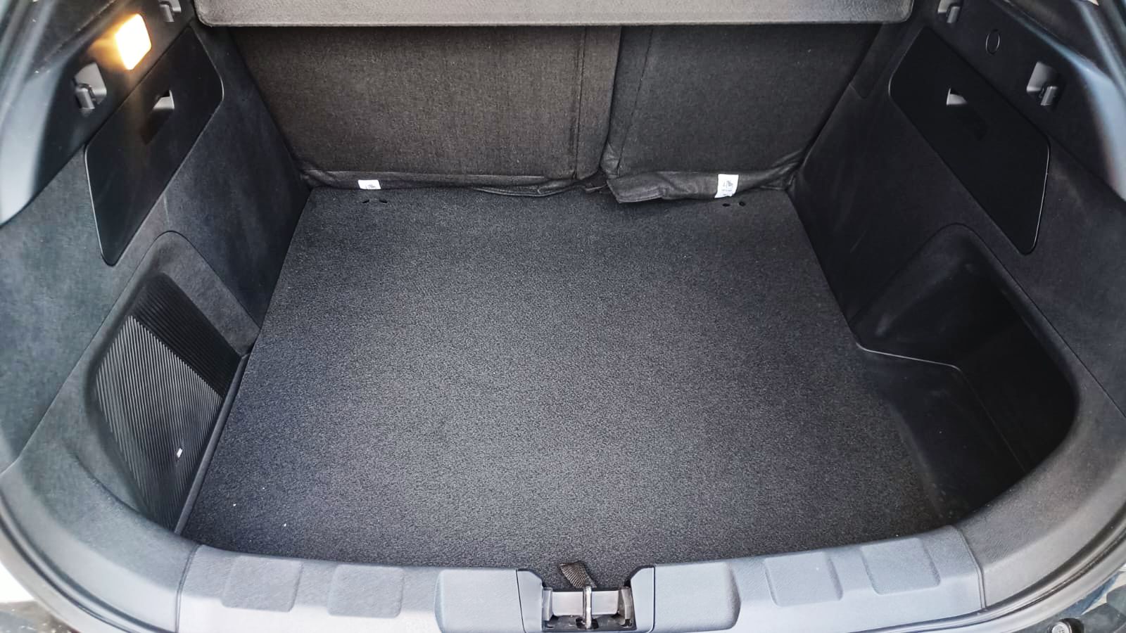 TATA CURVV - ACCOMPLISHED PLUS A TGDI - PANAROMIC SUNROOF - UNREGISTERED
