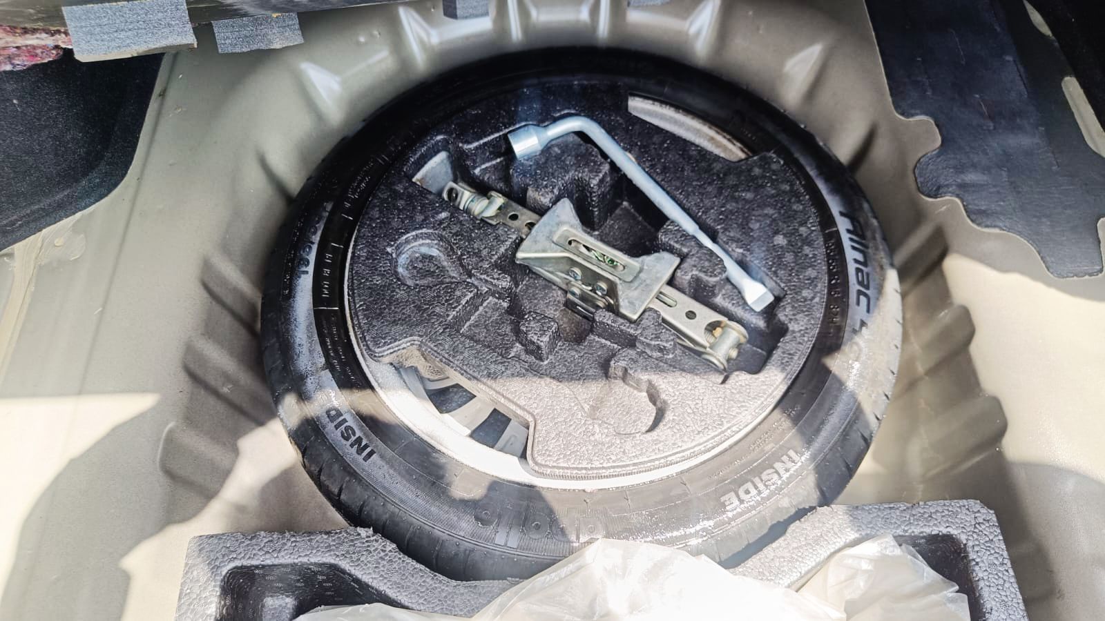 MARUTI SUZUKI CIAZ - ZXI PLUS AT - AUTOMATIC - 2016