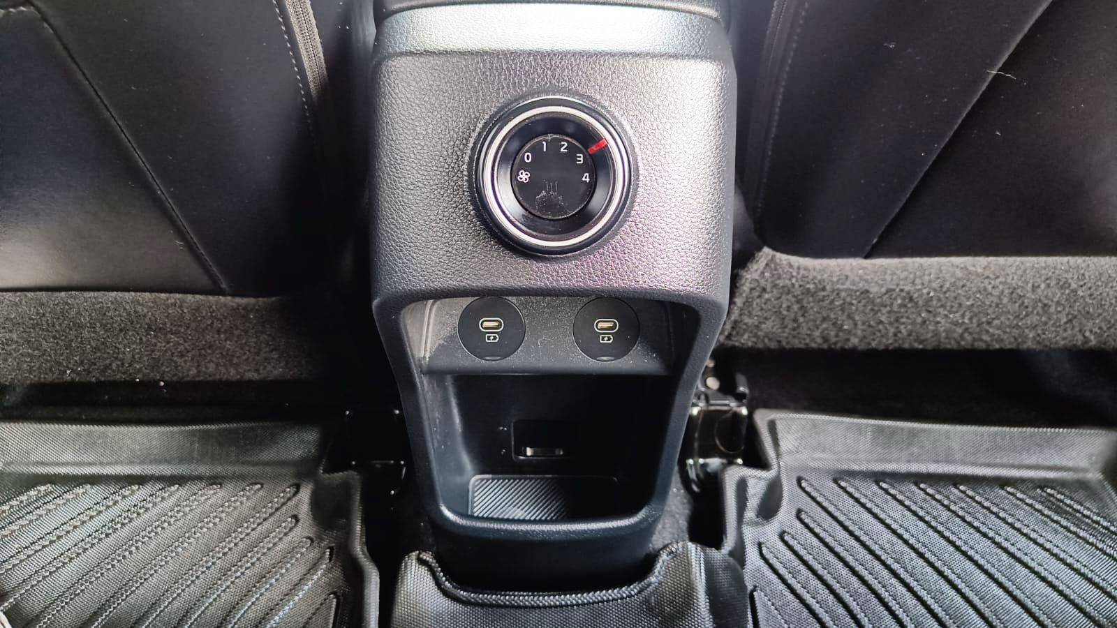 KIA CARENS - PRESTIGE PLUS DCT - AUTOMATIC - 2022