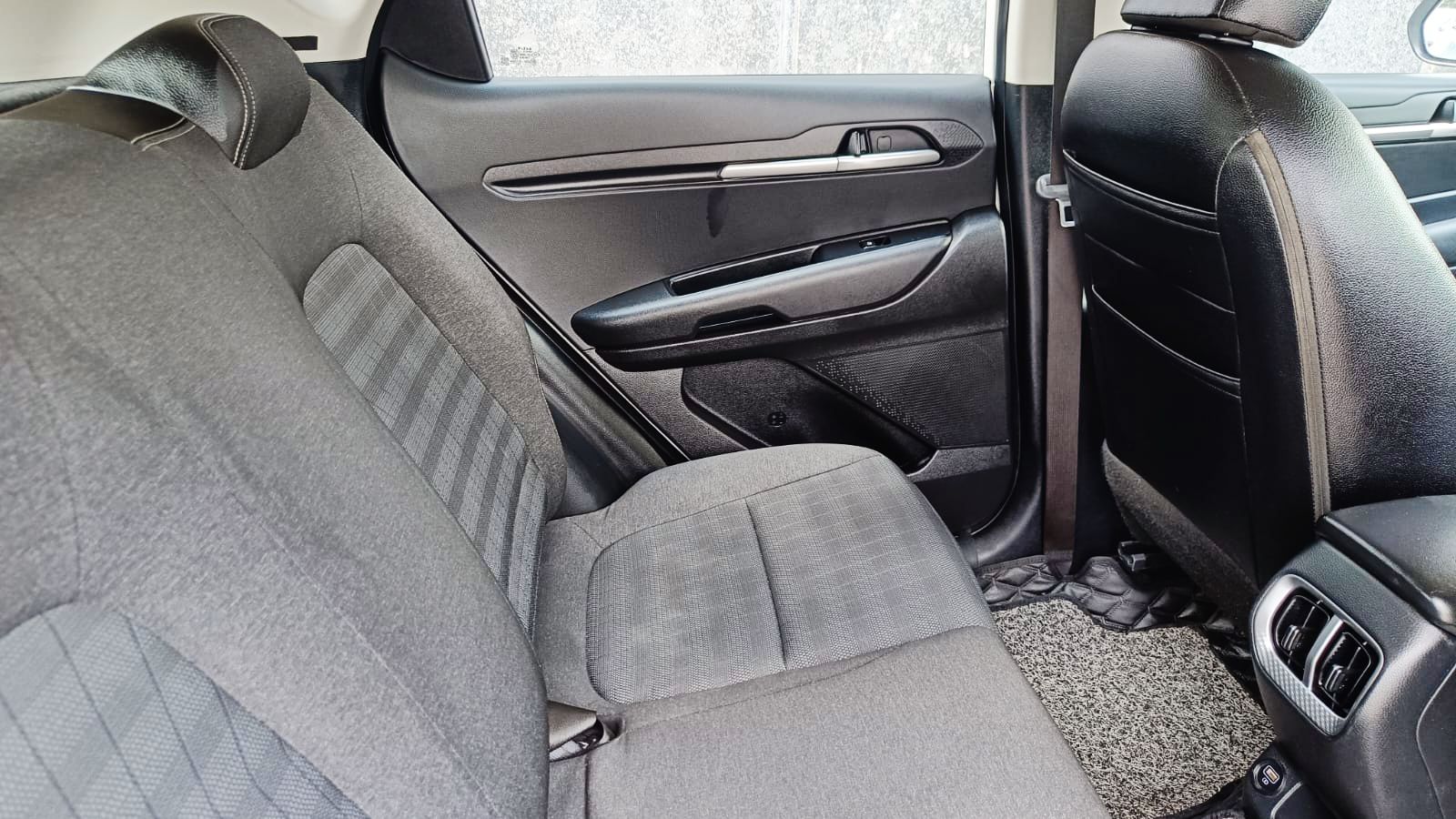 KIA SONET - HTK PLUS - 2021