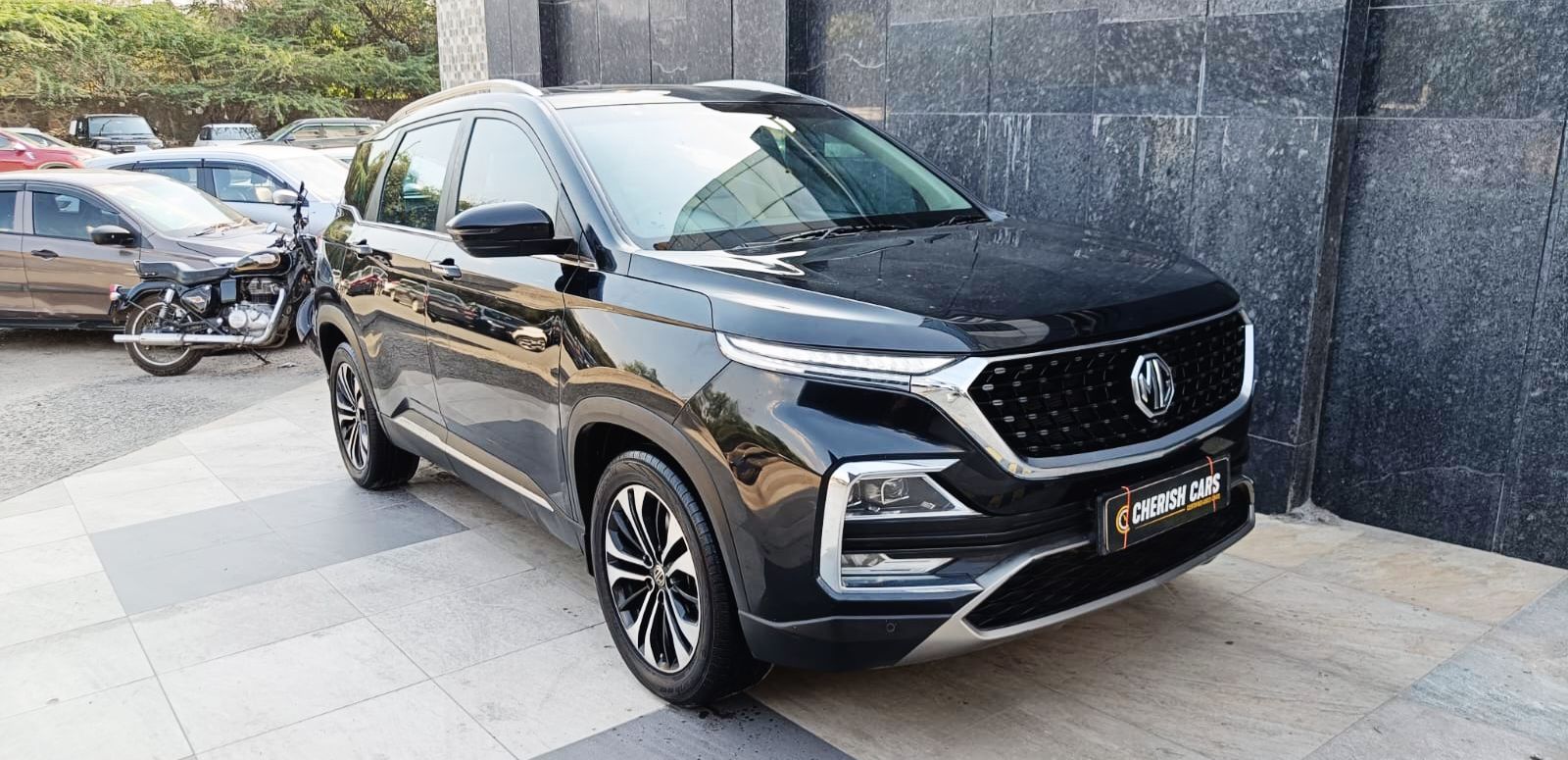 MG HECTOR - SHARP CVT – PANORAMIC SUNROOF - AUTOMATIC - 2021