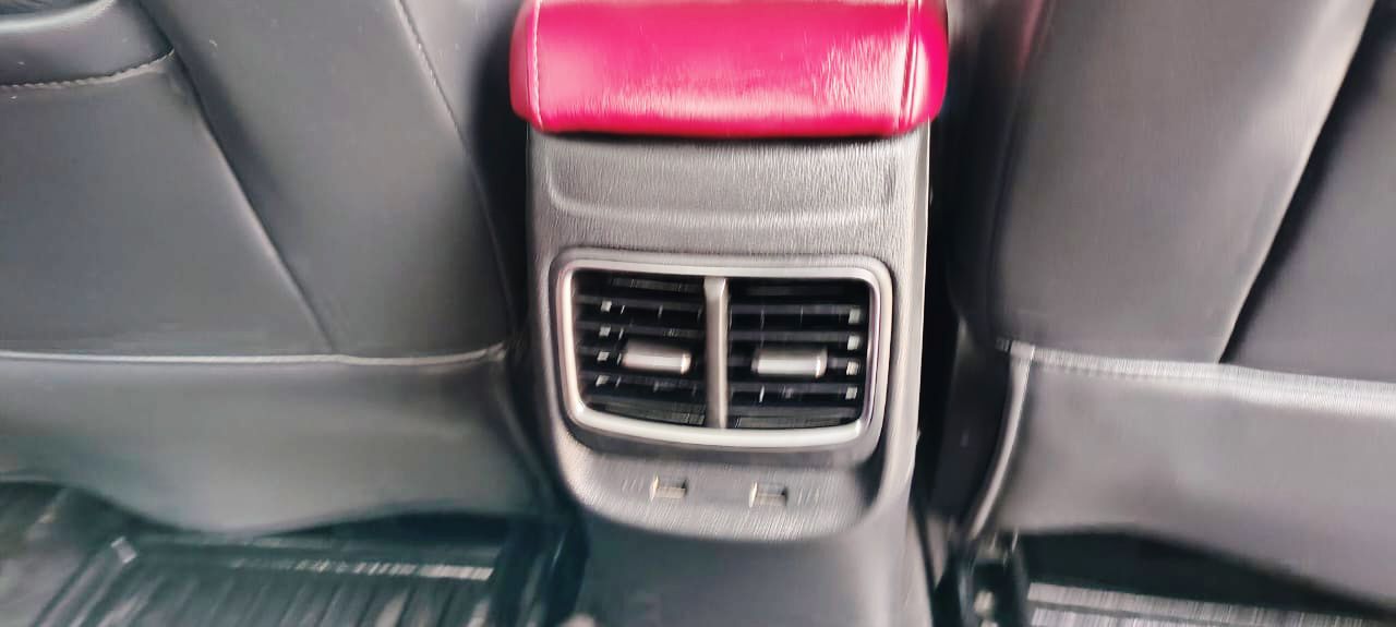 MG  ASTOR- SAVVY 1.3 TURBO AT RED - AUTOMATIC - PANAROMIC SUNROOF - 2023