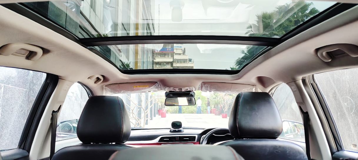 MG  ASTOR- SAVVY 1.3 TURBO AT RED - AUTOMATIC - PANAROMIC SUNROOF - 2023