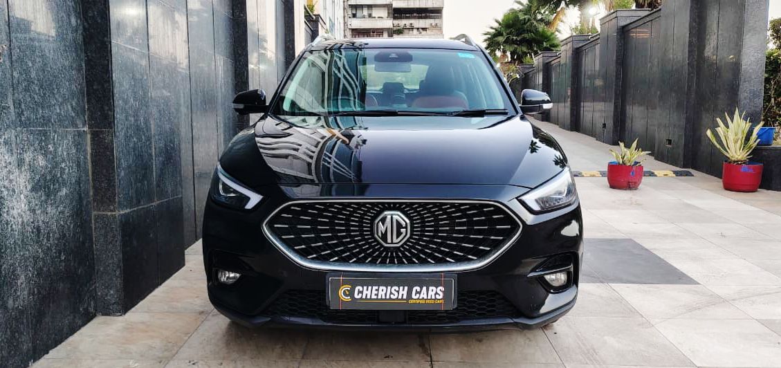 MG  ASTOR- SAVVY 1.3 TURBO AT RED - AUTOMATIC - PANAROMIC SUNROOF - 2023