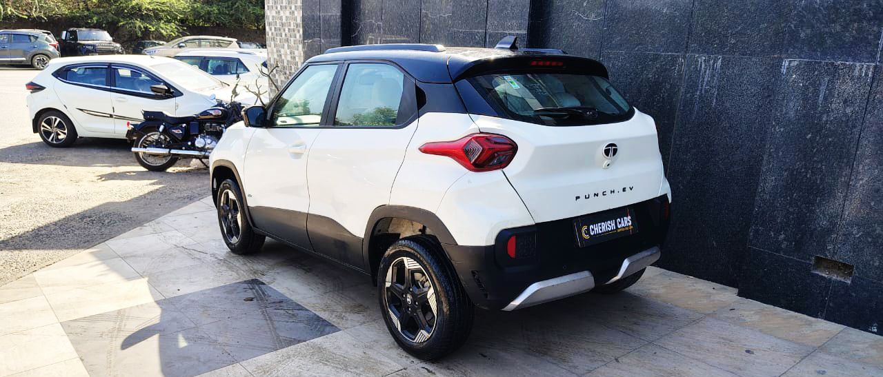 TATA PUNCH EV - EMPOWERED PLUS S LONG RANGE ACFC- 2024