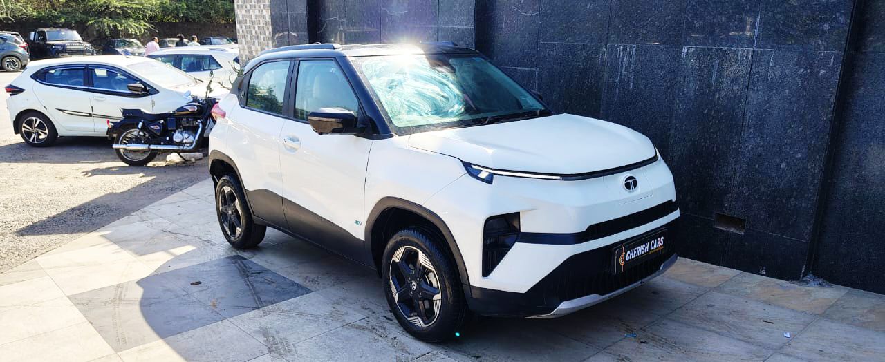 TATA PUNCH EV - EMPOWERED PLUS S LONG RANGE ACFC- 2024