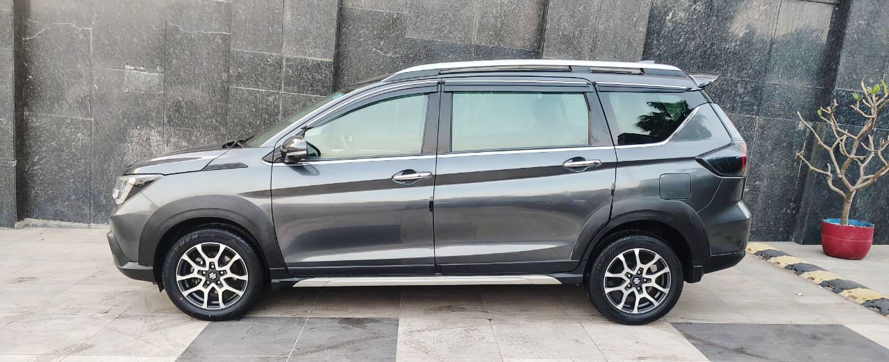 MARUTI XL6 - ALPHA SMART HYBRID - AUTOMATIC - 2022