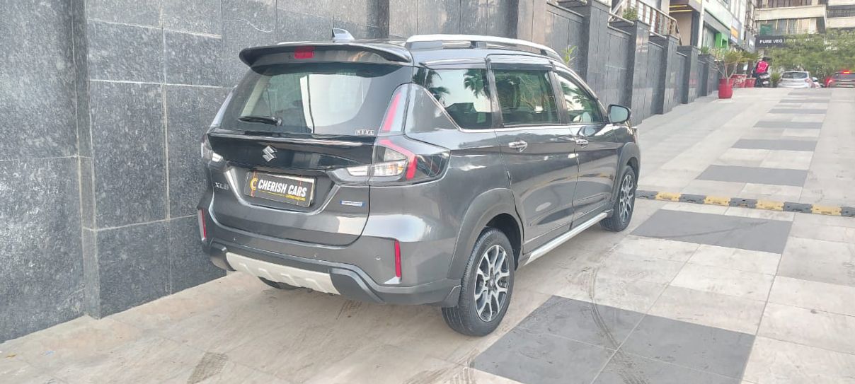 MARUTI XL6 - ALPHA SMART HYBRID - AUTOMATIC - 2022