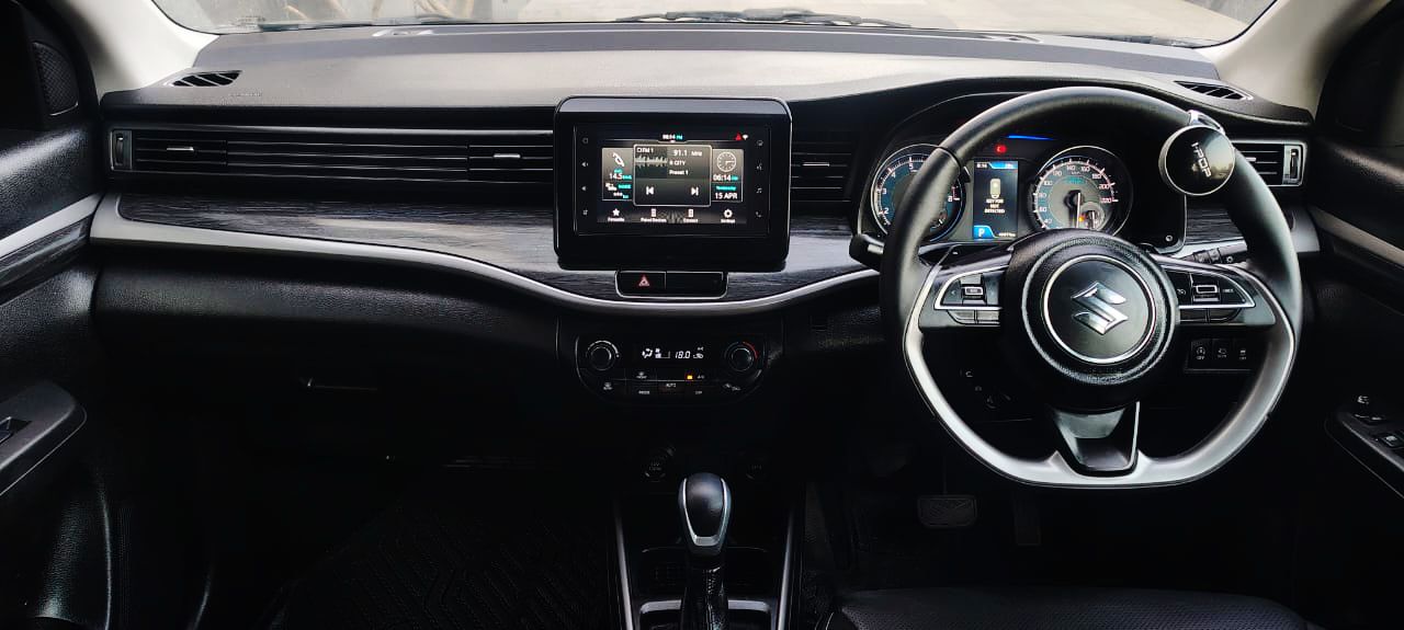 MARUTI XL6 - ALPHA SMART HYBRID - AUTOMATIC - 2022