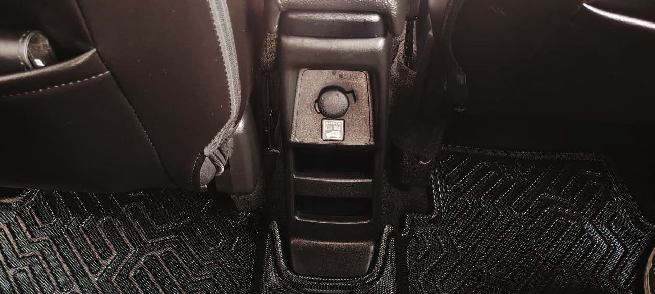 MARUTI XL6 - ALPHA SMART HYBRID - AUTOMATIC - 2022