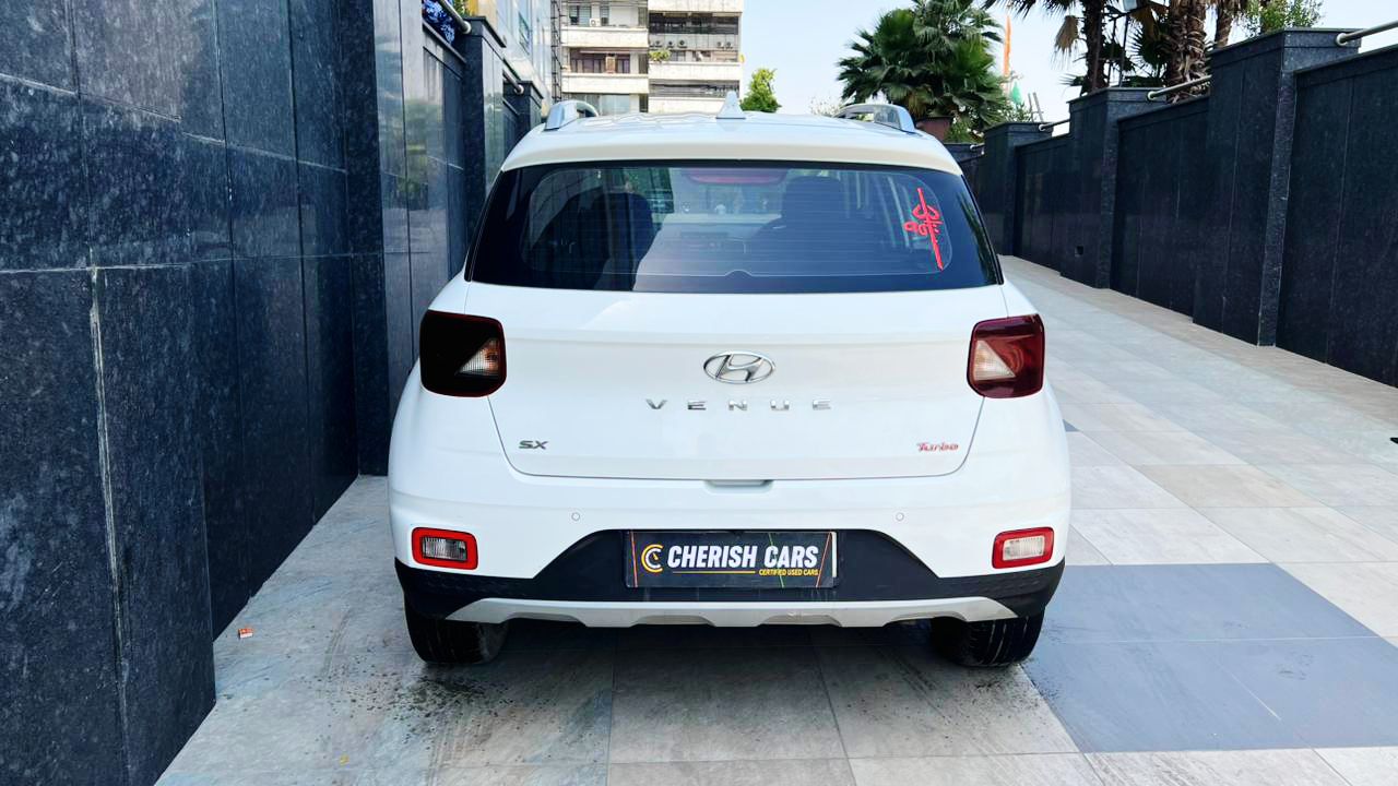 HYUNDAI VENUE - SX TURBO iMT - SUNROOF - 2021