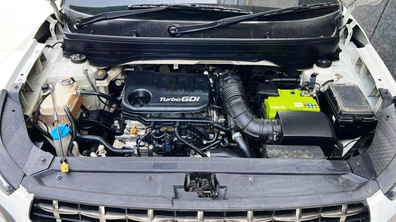 HYUNDAI VENUE - SX TURBO iMT - SUNROOF - 2021
