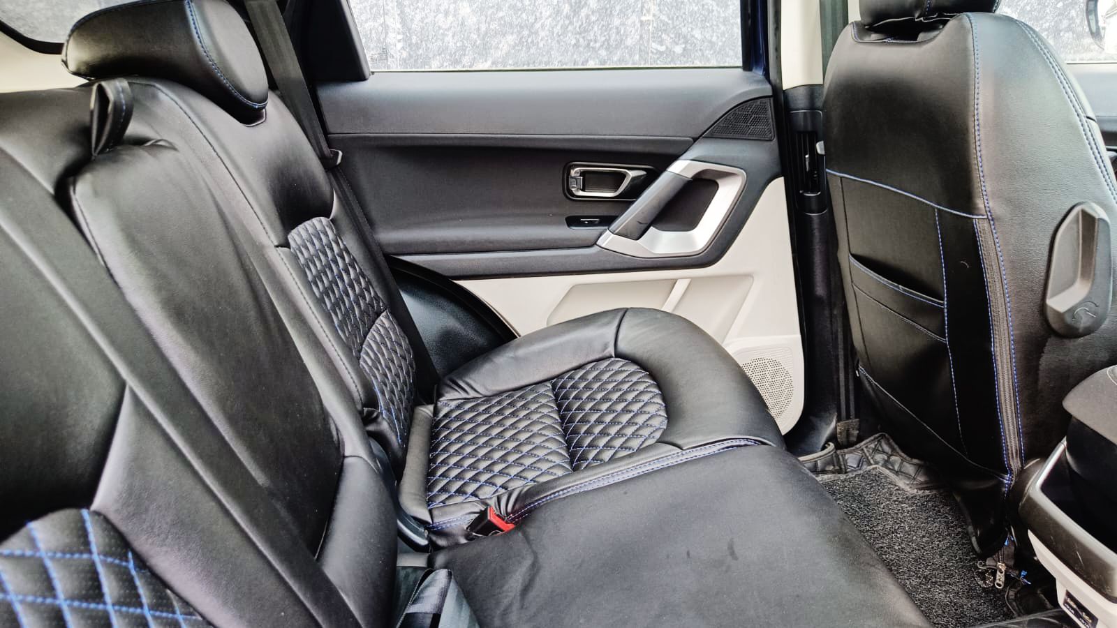NEW TATA SAFARI - XT PLUS - PANAROMIC SUNROOF - 2023