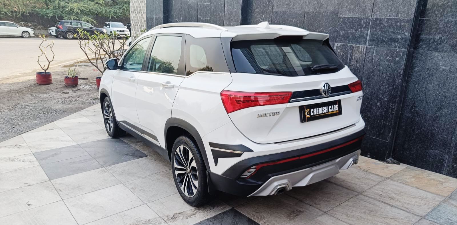 MG HECTOR - SHARP DCT – PANORAMIC SUNROOF - AUTOMATIC - 2021