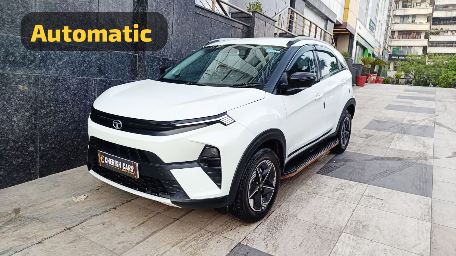 TATA NEXON - CREATIVE - AUTOMATIC - 2023