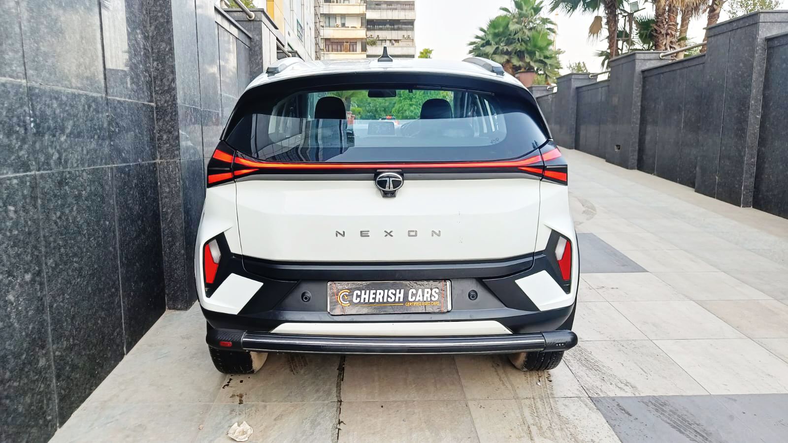 TATA NEXON - CREATIVE - AUTOMATIC - 2023