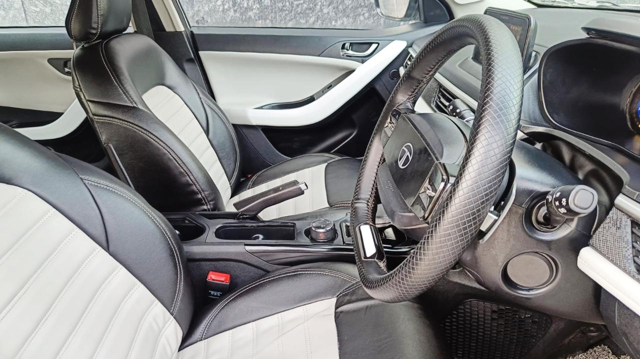 TATA NEXON - CREATIVE - AUTOMATIC - 2023