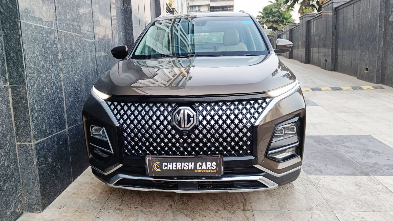 MG HECTOR - SHARP PRO CVT – PANORAMIC SUNROOF - AUTOMATIC - 2023