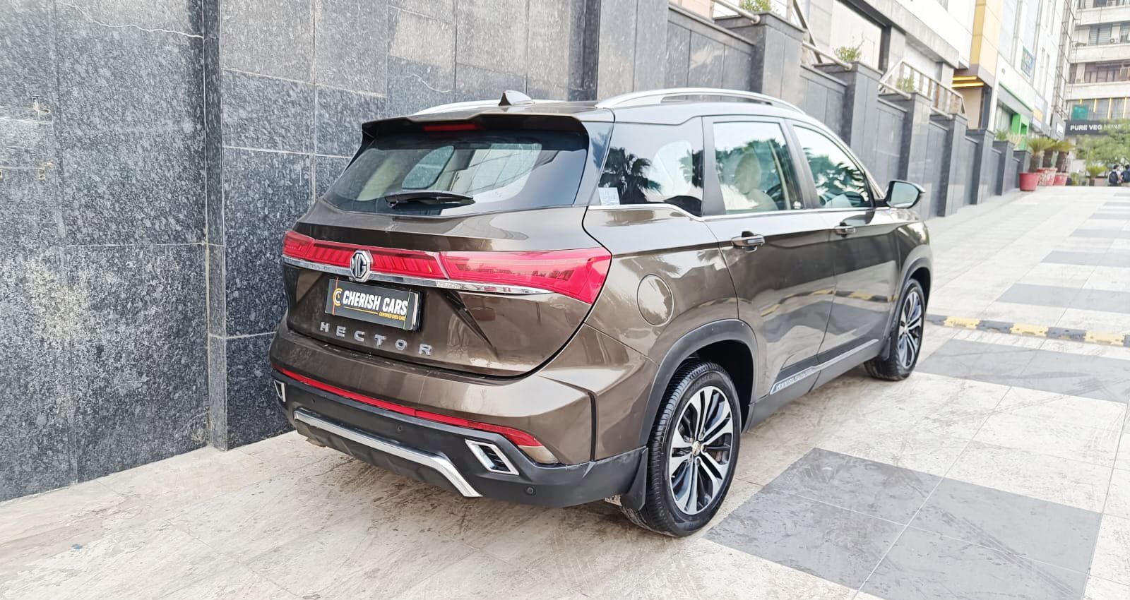 MG HECTOR - SHARP PRO CVT – PANORAMIC SUNROOF - AUTOMATIC - 2023