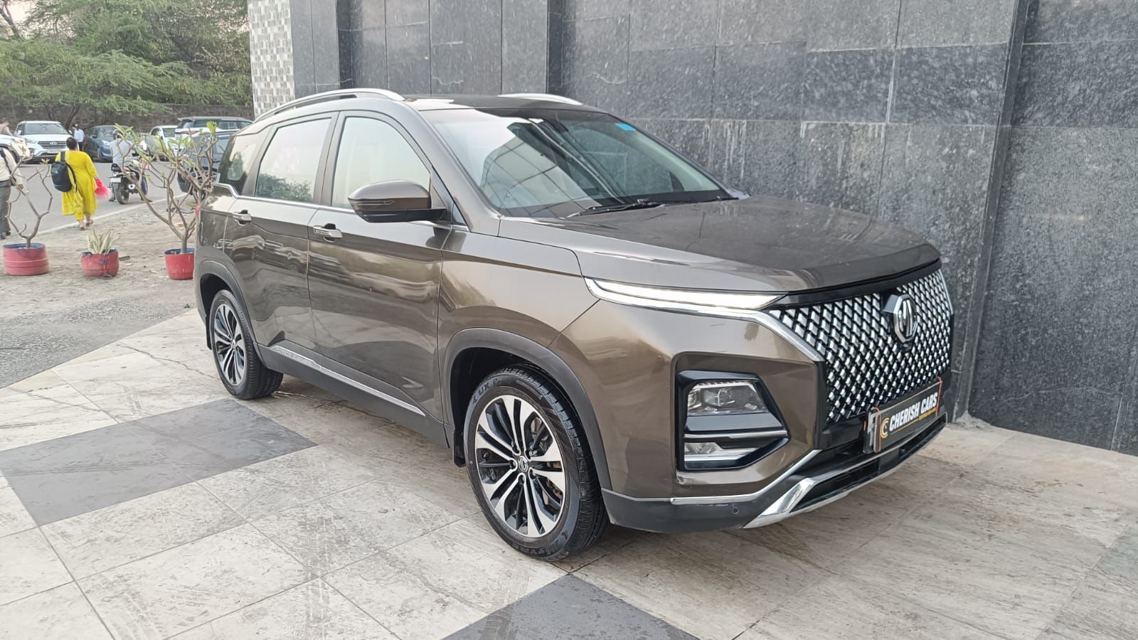 MG HECTOR - SHARP PRO CVT – PANORAMIC SUNROOF - AUTOMATIC - 2023