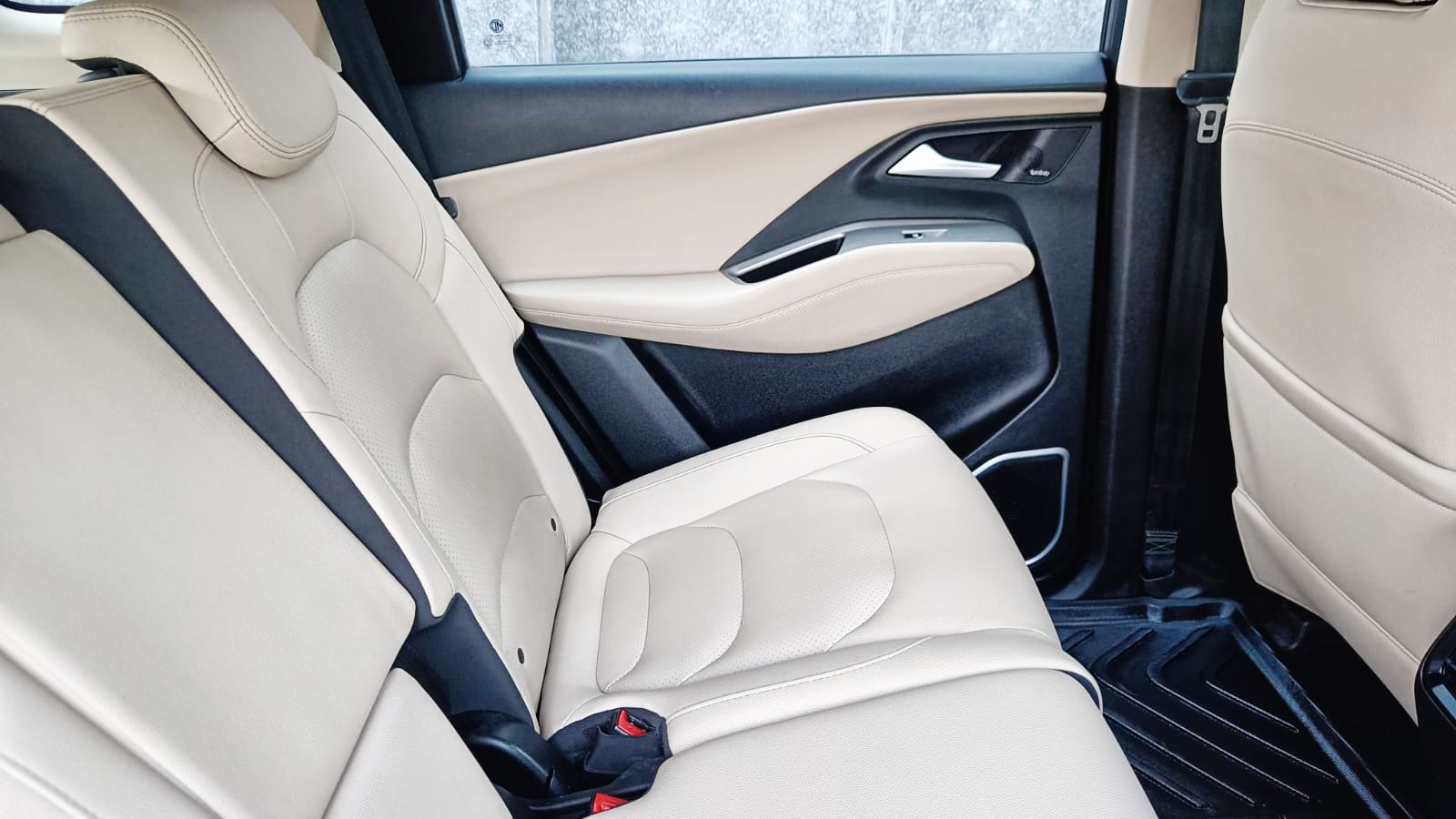 MG HECTOR - SHARP PRO CVT – PANORAMIC SUNROOF - AUTOMATIC - 2023