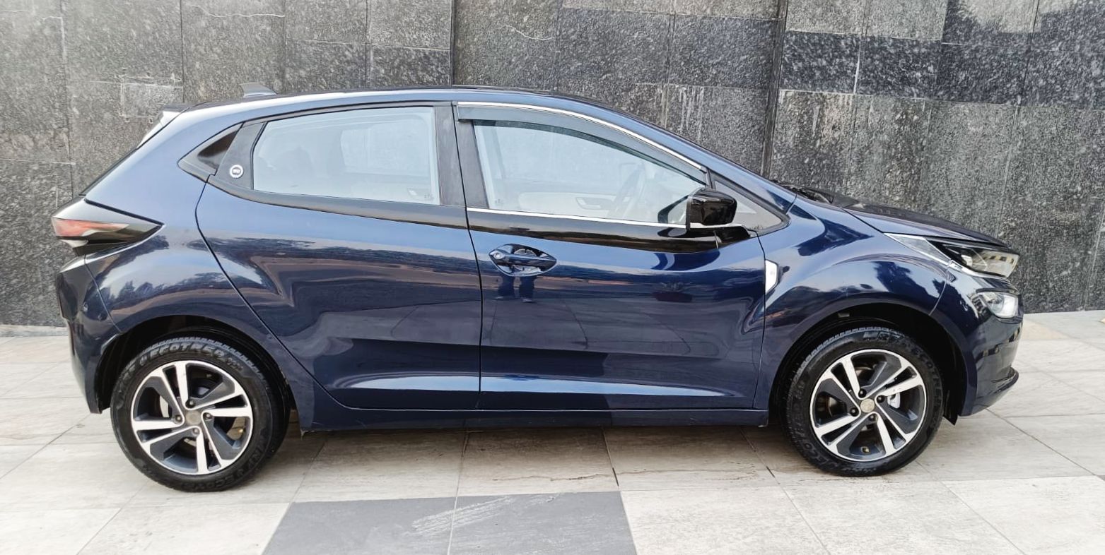TATA ALTROZ - XZ PLUS OS iCNG - SUNROOF - 2023
