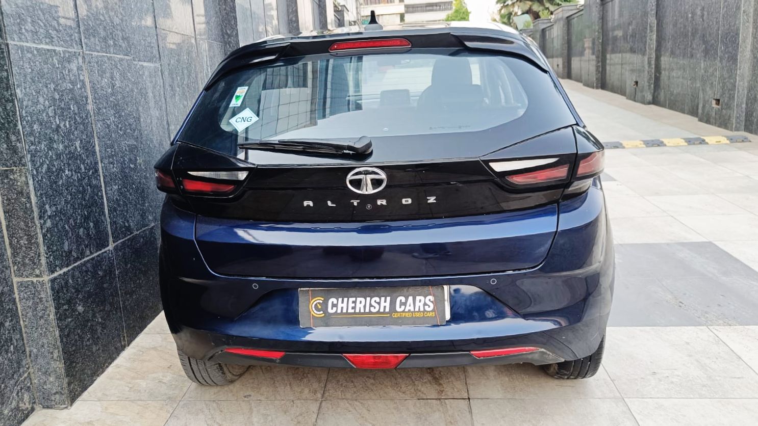 TATA ALTROZ - XZ PLUS OS iCNG - SUNROOF - 2023
