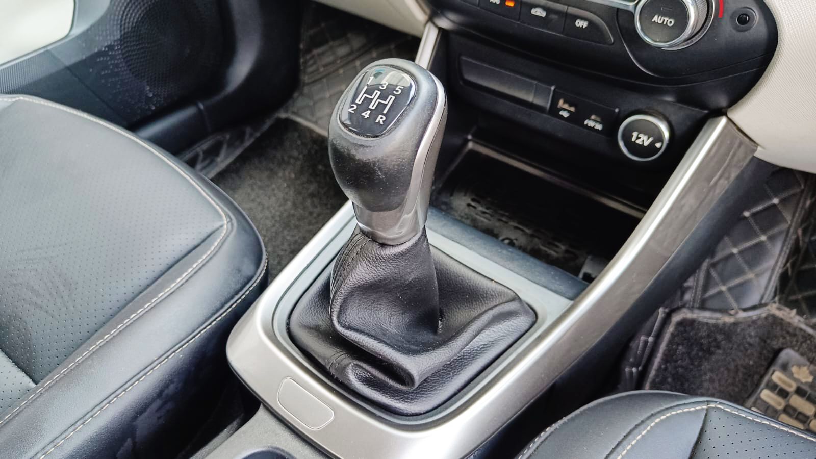 TATA ALTROZ - XZ PLUS OS iCNG - SUNROOF - 2023