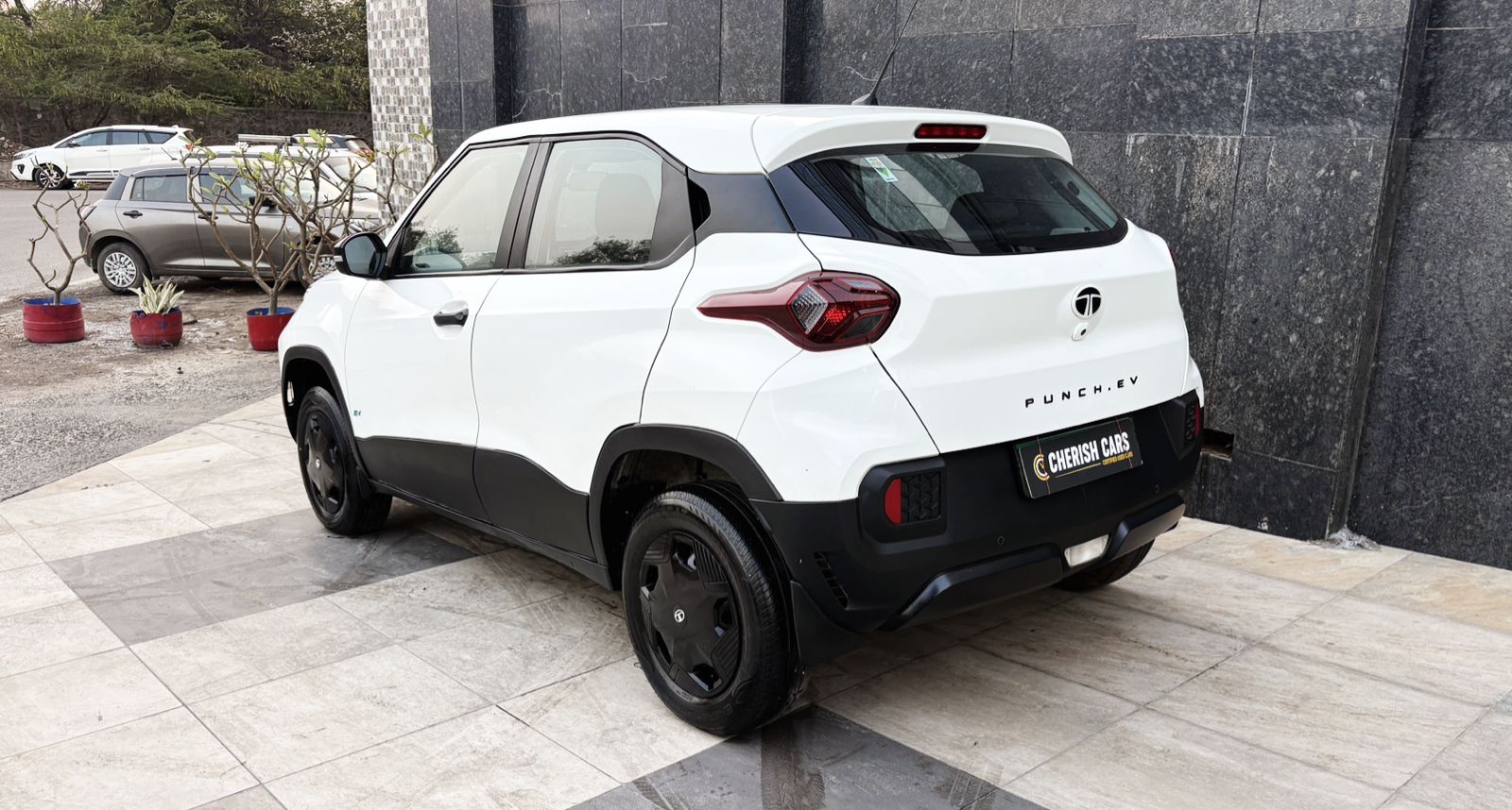 TATA PUNCH EV - SMART PLUS - 2024