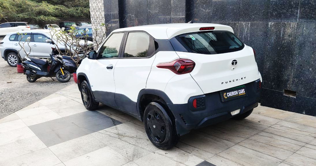 TATA PUNCH EV - SMART PLUS - 2024