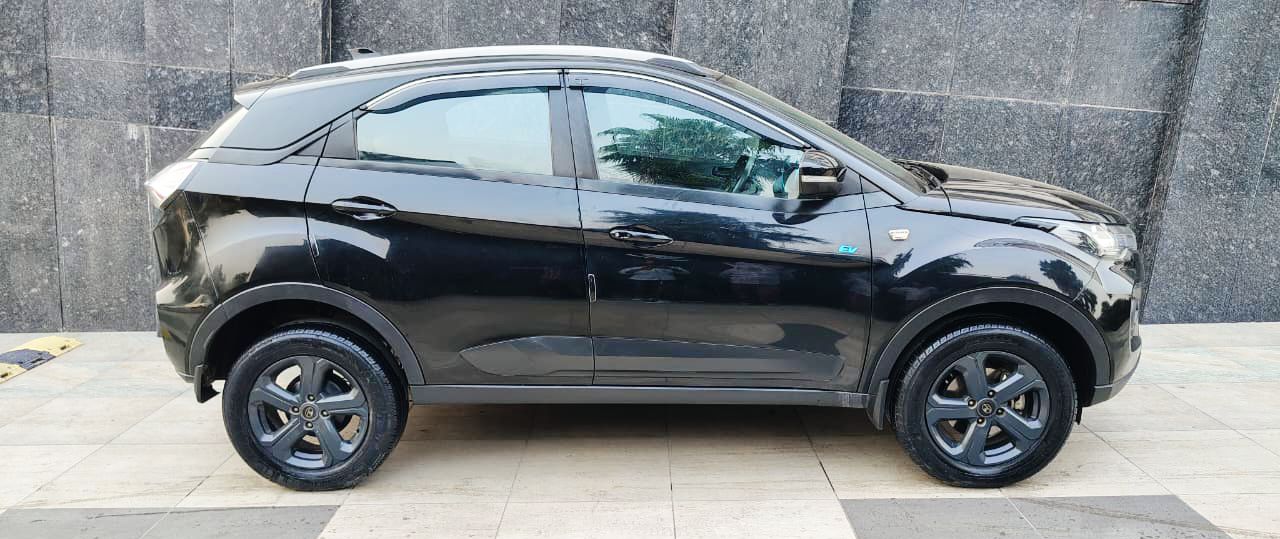 TATA NEXON EV - XZ PLUS DARK EDITION - 2024