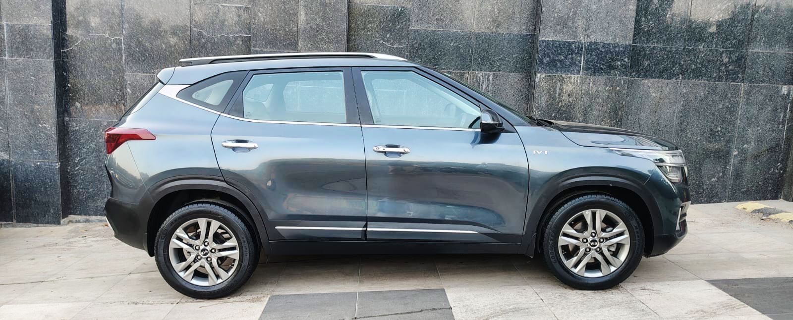 KIA SELTOS - HTX IVT - AUTOMATIC - 2020