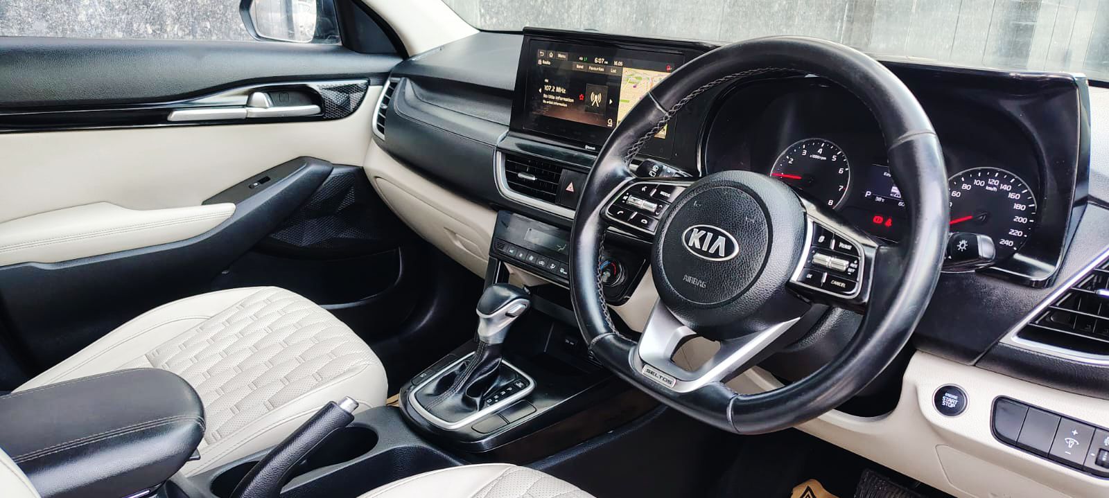 KIA SELTOS - HTX IVT - AUTOMATIC - 2020